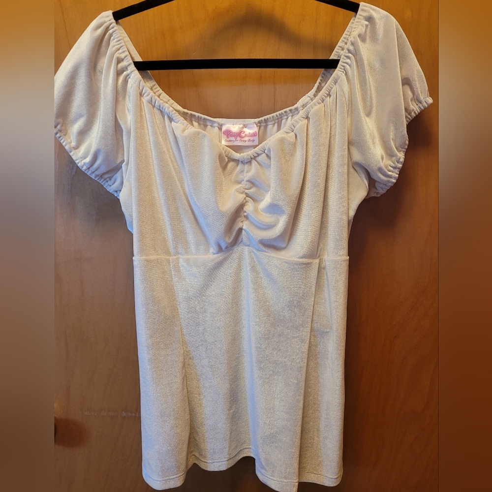 PinUp Girl Clothing peasant top